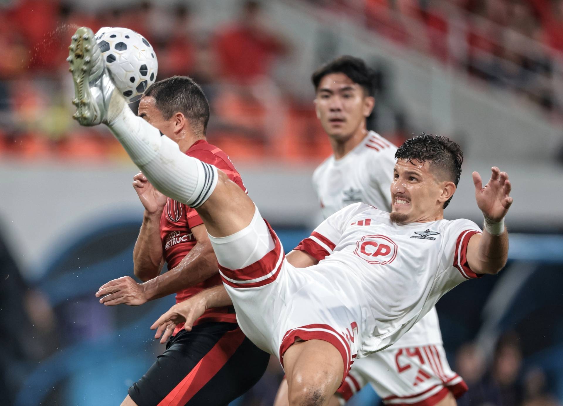 曼联球迷vs曼城球迷